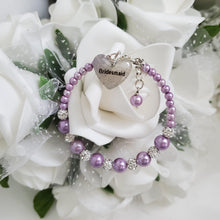 Load image into Gallery viewer, Handmade pearl and pave crystal rhinestone bridesmaid charm bracelet - lavender purple or custom color - Maid of Honor Bracelet - Bridal Party Jewelry