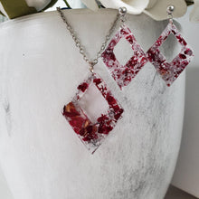 Load image into Gallery viewer, Handmade real flower resin diamond shape drop necklace and earring jewelry set made with rose petals and silver flakes. - Flower Jewelry, Bridal Sets, Jewelry Sets