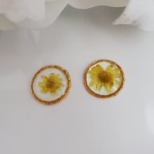 Load image into Gallery viewer, Handmade stud earrings with tiny flowers preserved in clear resin. yellow or custom color - Tiny Flower Earrings - Flower Earrings - Earrings