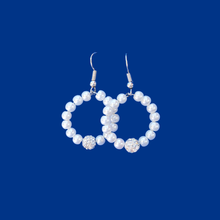 Load image into Gallery viewer, handmade pearl and crystal hoop earrings, white or custom color - Dangle Earrings - Pearl Earrings - Earrings
