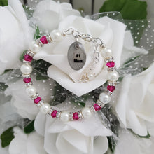 Load image into Gallery viewer, Handmade pearl and crystal charm bracelet for a #1 Mom - white and rose red - #1 Mom Bracelet - Mom Bracelet - Gifts For Mom