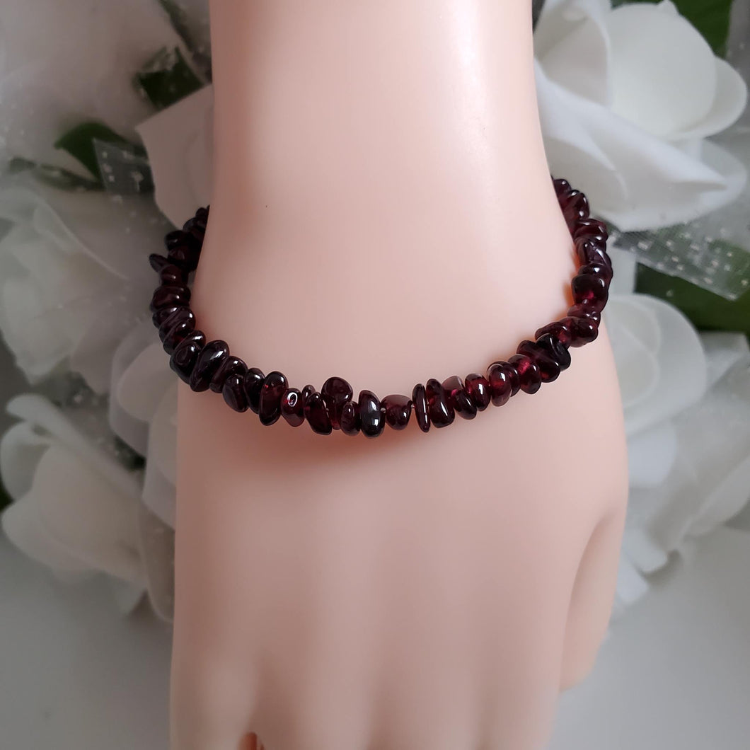 A handmade natural garnet stone bracelet - Garnet Bracelet - January Bracelet - Birthstone Bracelet