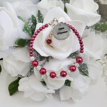 Load image into Gallery viewer, Handmade pearl and pave crystal rhinestone dame d&#39;honneur charm bracelet - bordeaux red or custom color - Maid of Honor Bracelet - Bridal Party Jewelry