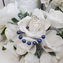 Load image into Gallery viewer, Handmade sister of the bride silver accented pearl charm bracelet, dark blue or custom color - Sister of the Bride Pearl Bracelet - Bridal Bracelets