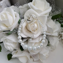 Load image into Gallery viewer, Handmade mum pearl charm bracelet - white or custom color - Mum Pearl Bracelet - Mum Bracelet - Mum Gifts