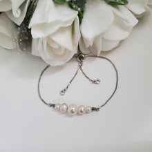 Load image into Gallery viewer, Handmade fresh water pearl bar adjustable (slider) 18k bracelet - Fresh Water Pearl Bracelet - 18k Bracelet - Bracelets