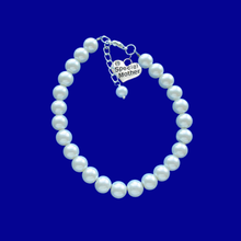 Load image into Gallery viewer, special mother handmade pearl charm bracelet - white or custom color - Special Mother Bracelet - Mother Jewelry - Bracelets