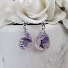 Load image into Gallery viewer, Flower Earrings, Resin Flower Jewelry, Bridal Gifts - Handmade resin real flower teardrop stud earrings made with statice and silver flakes