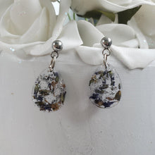 Load image into Gallery viewer, Flower Earrings, Resin Flower Jewelry, Bridal Gifts | AriesJewelry