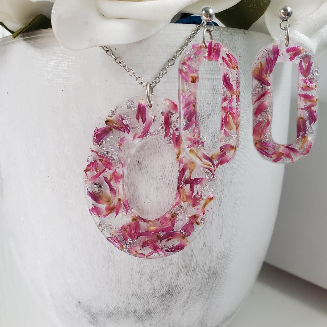 Handmade real flower oval pendant necklace accompanied by a pair of oval stud earrings made with red clover flowers and silver flakes preserved in resin. Necklace Set - Resin Flower Jewelry - Flower Jewelry