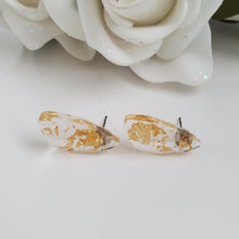 Load image into Gallery viewer, Flower Stud Earrings, Stud Earrings Set, Earrings - handmade shell shape resin stud earrings with gold flakes