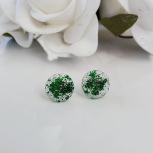 Handmade circular druzy stud earrings made with green leaf preserved in clear resin. Custom color - Round Earrings-Druzy Earrings-Resin Earrings-Earrings