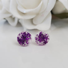 Load image into Gallery viewer, Handmade circular druzy stud earrings made with purple leaf preserved in clear resin. Custom color - Round Earrings-Druzy Earrings-Resin Earrings-Earrings