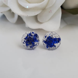 Handmade circular druzy stud earrings made with blue leaf preserved in clear resin. Custom color - Round Earrings-Druzy Earrings-Resin Earrings-Earrings