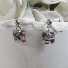 Load image into Gallery viewer, Handmade real flower stud dangle earrings made with lavender petals and silver leaf preserved in resin. - Flower Stud Earrings, Square Earrings, Flower Earrings