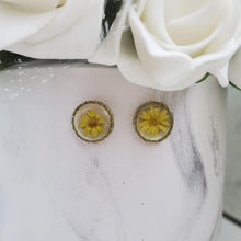 Load image into Gallery viewer, Handmade stud earrings with tiny flowers preserved in clear resin. custom color - Tiny Flower Earrings - Flower Earrings - Earrings